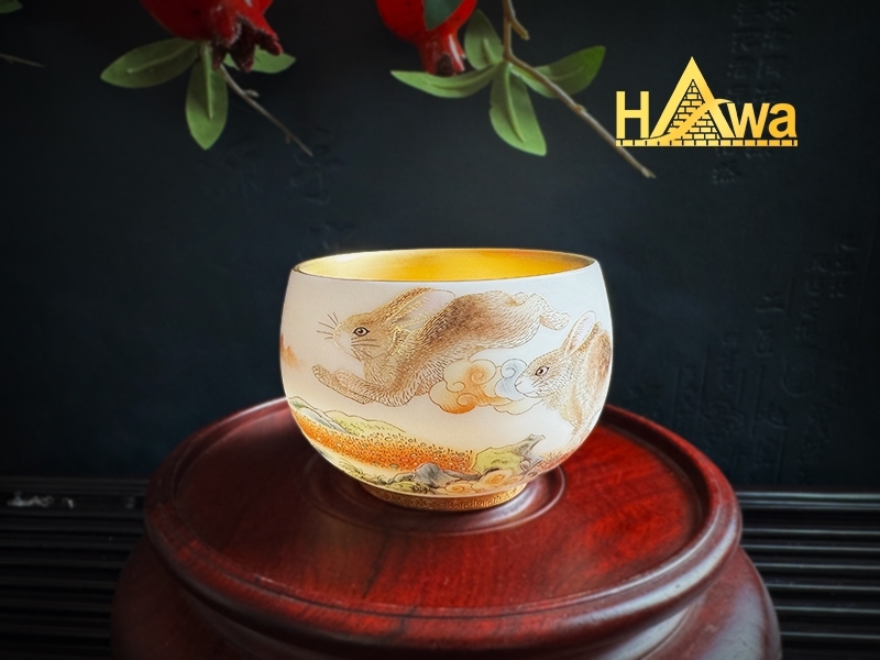 Chén Sứ Vẽ Vàng 24K Tiểu La Hán (SMV-TPMT) - Thỏ Phi Mãnh Tiến