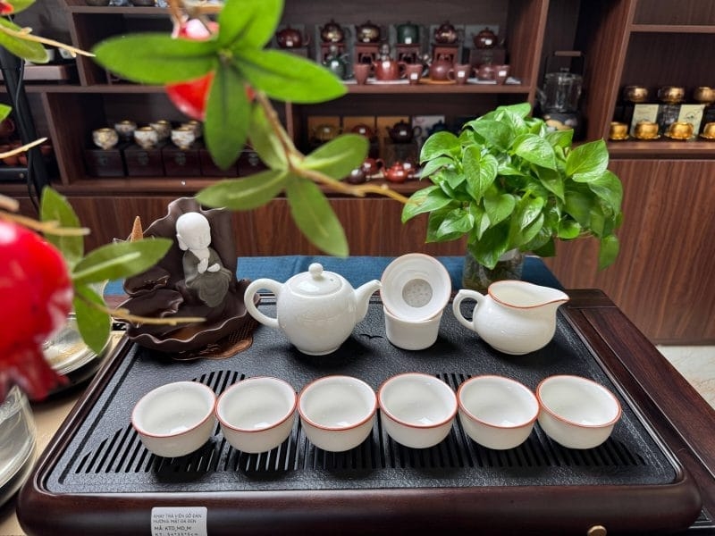 Bộ Ấm Chén Sứ Men Rạn Trắng Ngọc (TDSMR-T)