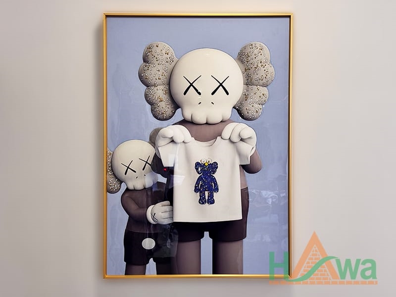 Tranh Tráng Gương Trang Trí Đính Đá Bearbrick Áo Thun (TRANH-AT)